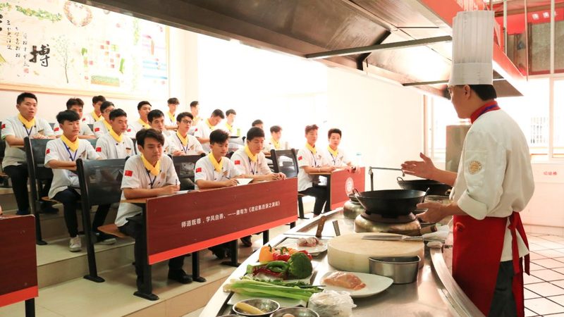烘焙休闲食品原料采购标准揭秘：如何挑选优质原料